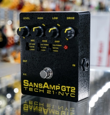 Tech 21 - Sans Amp GT2 3